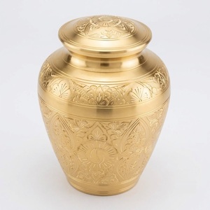 Urne funéraire artisanale en laiton massif pour cendres humaines adultes, finition cuivre élégante, pot commémoratif, récipient de sépulture - Product Image 5