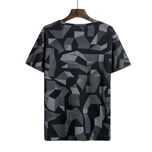 Shorts en coton vintage délavé avec logo personnalisé imprimé à l'écran pour l'été, ensemble streetwear t-shirt et short pour hommes avec logo personnalisé - Product Image 4