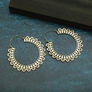 Boucles d'oreilles créoles en laiton plaqué or antique, style bohème géométrique, bijoux de mode pour femme, pièce maîtresse pour soirée - Product Image 2
