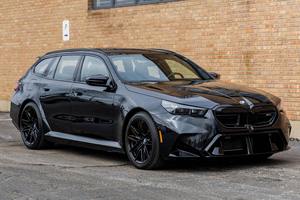 BMW M5 Touring 2026: Autos Usados Asequibles, Vehículos de Segunda Mano - Product Image 2