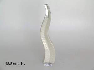 2024 Modern Bottle Shape Iron Handmade <b>Vase</b> <b>Unique</b> Home Decor Table and Floor <b>Vase</b> Good Design GD6658 - Product Image 1