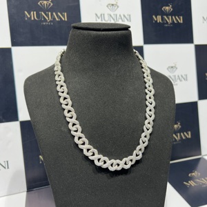 Collier chaîne cubaine en or personnalisé avec diamants VVS taille brillant sertis en canal, cadeau de mariage pour homme - Product Image 1