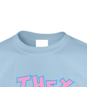 T-shirt bleu clair à manches courtes et col rond avec imprimé graphique rose, vêtement décontracté pour tous les jours, streetwear confortable - Product Image 2