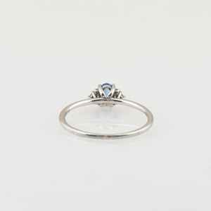 Bague de fiançailles et de mariage certifiée en saphir bleu pâle, style halo délicat, bijoux fins - Product Image 4