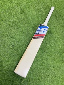 Bâton de cricket en saule anglais NB ENGLISH WILLOW SHORT HANDEL - Product Image 4