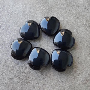 Cabujón de Ónix Negro Natural en Forma de Corazón, Gema Suelta Calibrada, Pulida y Lisa - Product Image 6