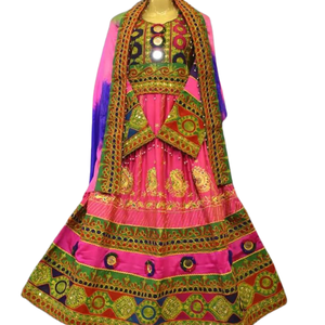 Robe afghane Kuchi de dernière génération, disponible dans toutes les couleurs et tous les modèles possibles, en vente à prix raisonnable, vente en gros. - Product Image 6