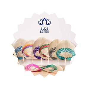 พัดมือแบบปาล์มสำหรับตกแต่งงานแต่งงาน ดีไซน์หรูหราและใช้งานง่าย กำลังเป็นที่นิยม - Product Image 1