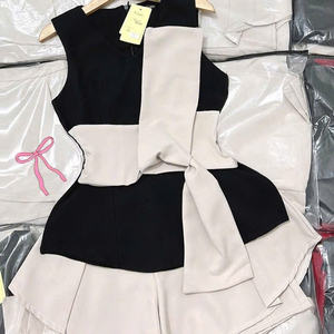 Ensemble deux pièces d'été tendance pour femmes, vêtements confortables, mode naturelle, lavables, emballage personnalisé, provenant d'un fabricant vietnamien - Product Image 3