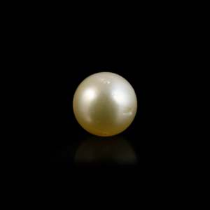 Loose Golden Pearl 5.05 Carat Exquisite Gemstone for Fine Jewelry - Product Image 1