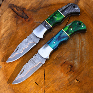 Couteau pliant fait main en acier damas avec manche en cuivre Couteau utilitaire de poche EDC pour la survie en plein air - Product Image 2