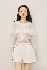 Blusa de mujer holgada, elegante, femenina y suave LACELIA - Blusa de organza con detalle de volantes en capas y cuello redondo KA65 - Product Image 4