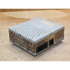 เครื่องขยายเสียงรถยนต์ S-class ปี 2002-2009 มือสอง ของแท้ รุ่น A2208702889 - Product Image 2
