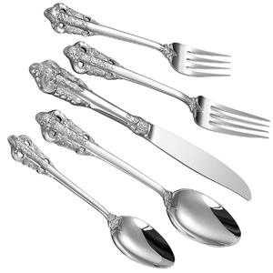 Ensemble de couverts modernes en acier inoxydable jetables, avec manche à motif ajouré, finition poli miroir, cuillère et fourchette, pour fêtes, mariages et événements professionnels - Product Image 2