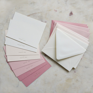 Cartes de remerciement personnalisées rose poudré avec enveloppe – Papier recyclé gaufré - Product Image 5