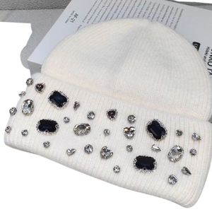 Gorro de Punto Personalizado, Gorro de Invierno Cálido de Acrílico, Gorro Unisex con Diseño Jacquard, Gorro de Moda Urbana al por Mayor OEM ODM - Product Image 4