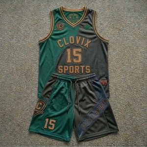 Ensemble d'uniformes de basketball personnalisés par sublimation – Meilleur prix de gros – Maillot et short de basketball pour hommes Clovix Sports - Product Image 2