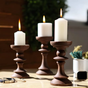 Chandelier rustique style farmhouse vieilli, finition blanc cassé, pour bougie pilier, décoration shabby chic, centre de table rustique, mariage - Product Image 6