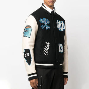 เสื้อแจ็คเก็ตวาร์ซิตี้แบบกำหนดเองสำหรับฤดูหนาว พร้อมโลโก้ด้านหน้า คอตั้ง ตัวเสื้อผ้าฝ้ายผสม แขนหนัง PU ปักลาย แห้งเร็วและระบายอากาศได้ดี - Product Image 3