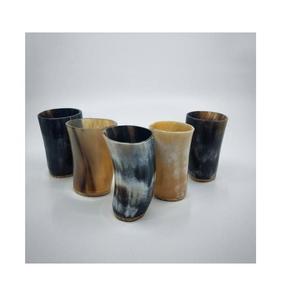 Vaso de Cerveza de Cuerno de Buey de Diseño de Lujo Ecológico de Buena Calidad, Hecho a Mano, Precio Competitivo, para Bodas y Uso Doméstico - Product Image 1