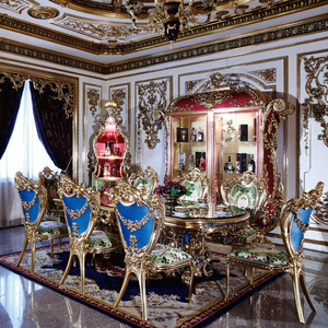 เก้าอี้รับประทานอาหารสุดหรู Majestic The Mocoto รุ่น Luxury Gold พร้อมพนักพิงแกะสลัก หุ้มเบาะอย่างดี เหมาะสำหรับโรงแรม ร้านอาหาร และห้องจัดเลี้ยง - Product Image 5