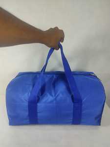 Bolsa de Lona Azul Rey de Poliéster con Cierre de Cremallera, Bolsa Deportiva de Viaje Resistente con Asas de Cinta Reforzada - Product Image 1