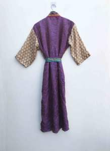 Robe longue kimono patchwork en soie pure style vintage pour femme, tenue de plage, peignoir, couvre-bikini, caractéristique thermique indienne - Product Image 5