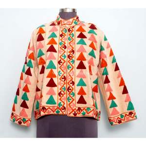 Veste d'hiver en coton brodée à la main, respirante, de style ethnique vintage, idéale pour les festivals - Product Image 1