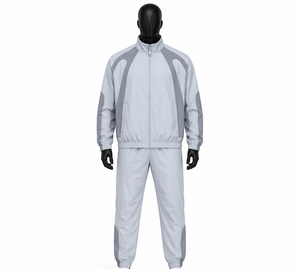 Ensemble de jogging sportif gris clair pour homme, coupe régulière, coupe-vent, imprimé, respirant, en polyester, avec fermeture éclair intégrale et col rond, idéal pour l'hiver - Product Image 1