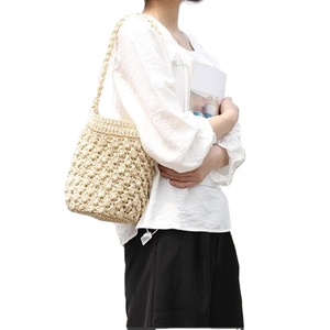 Bolsos de Paja Elegantes y Modernos, Bolsos de Mano de Paja Personalizados para Damas, Productos al por Mayor - Product Image 1
