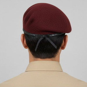 Béret en laine rayé respirant pour l'extérieur, toutes saisons, taille et couleur personnalisables - Product Image 2