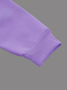 Sudadera con Capucha Ecológica Certificada GOTS para Mujer, Diseño Estampado, Suministro ODM y Logotipo Frontal - Product Image 3