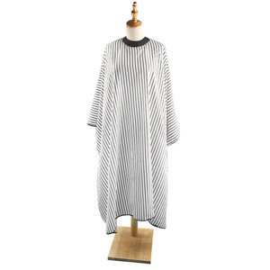 Bata de Barbero Impermeable de Silicona y Poliéster con Detección de Agujas y Fusión sin Costuras Unisex - Product Image 1
