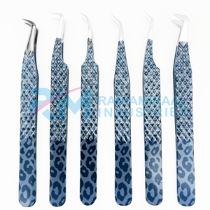 Ensemble de pinces à cils professionnelles RMI en acier inoxydable à pointe argentée, design personnalisé avec revêtement en papier et pointe lisse pour extensions de cils - Product Image 1