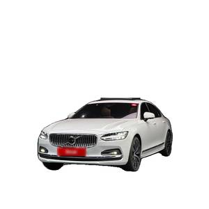 Volvo S90 B5 Ultimate 2023 con Volante a la Izquierda, Caja de Cambios Automática, Asientos de Cuero, Cámara Trasera - 12,253 km - Product Image 1