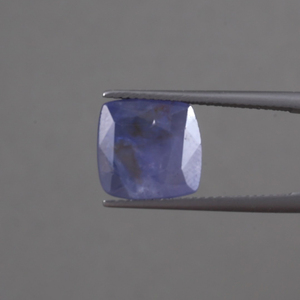 ไพลินสีน้ำเงินธรรมชาติแบบเม็ดเดี่ยว |   เพชรแท้ 100% รับรองโดย IGI เกรด AAA ขนาด 11x11 มม. รูปทรงคุชชั่น น้ำหนัก 6.50 กะรัต ผ่านการอบความร้อน เหมาะสำหรับเครื่องประดับ - Product Image 1