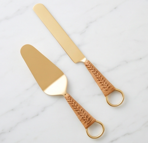 Ensemble de spatules et couteaux à gâteau de luxe en laiton et acier inoxydable avec manche en rotin tressé à la main pour usage domestique - Product Image 3