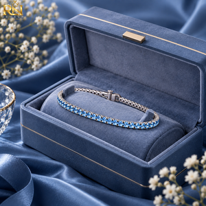 สร้อยข้อมือเพชรเทียมสีน้ำเงินสดใสแบบ Eternity Link |   กำไลข้อมือทองคำแท้ 9K 14K 18K เครื่องประดับชั้นดี สไตล์พรีเมียม - Product Image 4