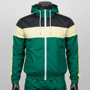 Conjunto Deportivo para Hombre, Chaqueta con Capucha Roja y Gris, Pantalones Cortos con Cintura Elástica, Estilo Deportivo, Transpirable y Ecológico - Product Image 5