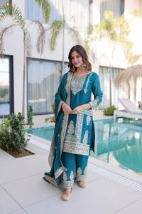 Conjunto especial para el mes de Eid y Ramadán, compuesto por Kurti de tela suave con bordado propio hasta la rodilla, Sharara Plazzo y Dupatta, para mujeres o niñas. - Product Image 6