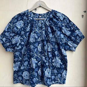 Blusa de Verano para Mujer, Estampada a Mano, Informal, de Algodón, con Bordado Floral y Botones, Corta - Product Image 1