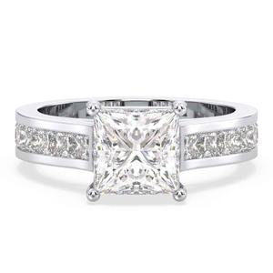 Anillo de Moissanita Corte Princesa VVS de Alta Demanda: Claridad y Brillo Deslumbrantes para el Propuesto Perfecto, Disponible para Exportación - Product Image 1