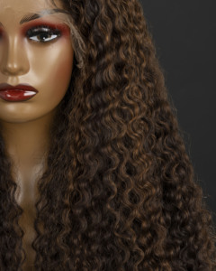 Extensions de cheveux humains vietnamiens vierges et Remy eurasiens 100% bouclés courts prix de gros - Product Image 5