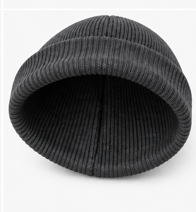 Gorros de punto para bebé, gorros de invierno con bordado personalizado, gorros cálidos con puños para niños, gorros suaves lisos con ribetes, gorros casuales para otoño y actividades al aire libre. - Product Image 2