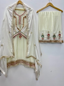 Ensemble Sharara brodé en chinon noir et blanc, style boutique indienne, avec dupatta, tenue ethnique traditionnelle pour femme, idéal pour mariage, dernière collection USA - Product Image 6