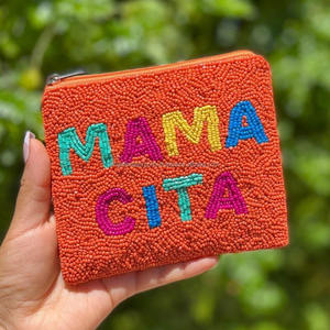 Pochette porte-monnaie perlée orange avec fermeture éclair MAMA CITA, sac à main multicolore à lettres - Product Image 1