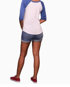 Camiseta raglán de color en contraste para mujer con estampado de labios y conjunto de pantalones cortos, conjunto informal de verano - Product Image 5