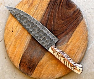 Couteau de Chef en Acier Damas Forgé à la Main, Manche en Bois, Lame de 7 Pouces, Style Moderne, Ambidextre, Marque Rosewood, Finition Poli Miroir - Product Image 5