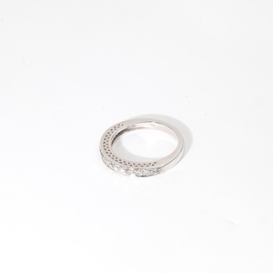 Bague de mariage demi-éternité en or blanc 10K 14K 18K avec diamant de laboratoire rond de 0,45 carat pour femme, empilable, pour anniversaire - Product Image 3