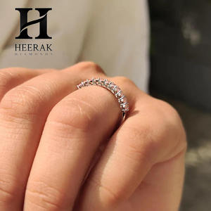 Bague d'éternité ovale en or 14 carats avec saphir rose/diamant - Bague élégante à superposer pour femmes - Product Image 2